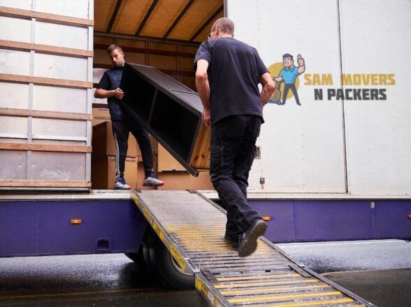 What to Look for When Choosing Reliable Furniture Removalists